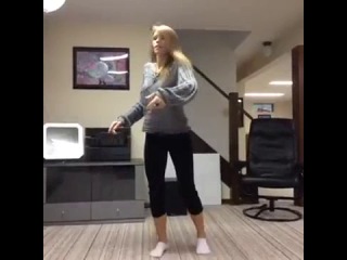 this is what you call dancing, part 3 (vine)