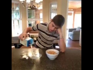 when you have the worst mornings before school [vine]